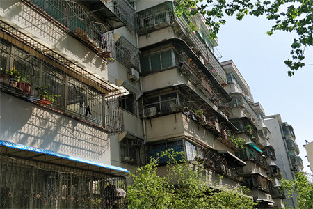 西郊一中！51.8w精装套出售